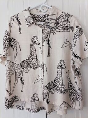 Jane + Delancey Giraffe Print Hi-Lo Blouse XL Black White Flowy Top